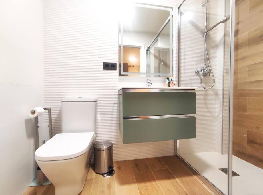 Oasis Suites Fernando IV Séville Extérieur photo